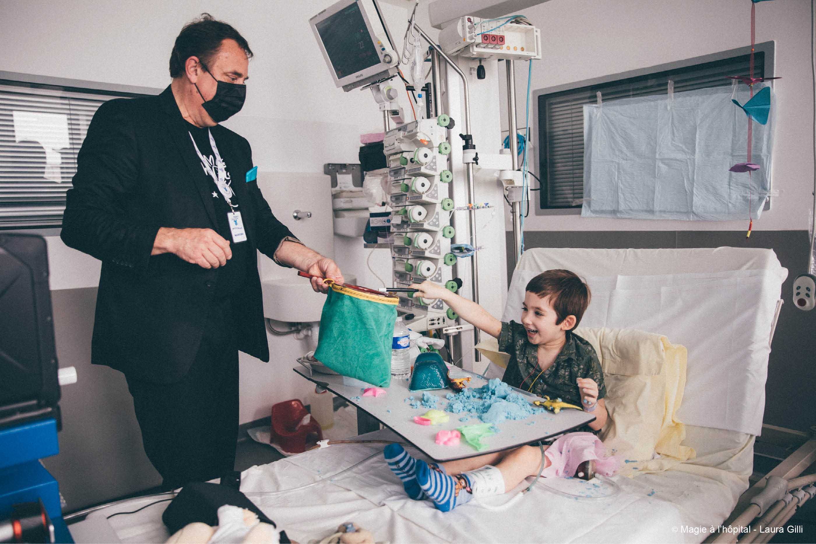 Laura Gilli hôpital Necker Magie à l'hôpital cirque