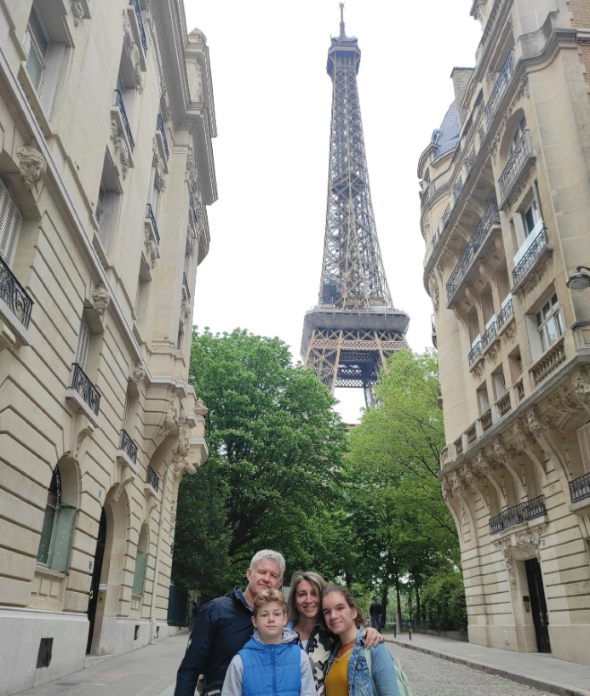 Cristina Cordula, un séjour à Paris inoubliable et magique, association magie à l'hôpital