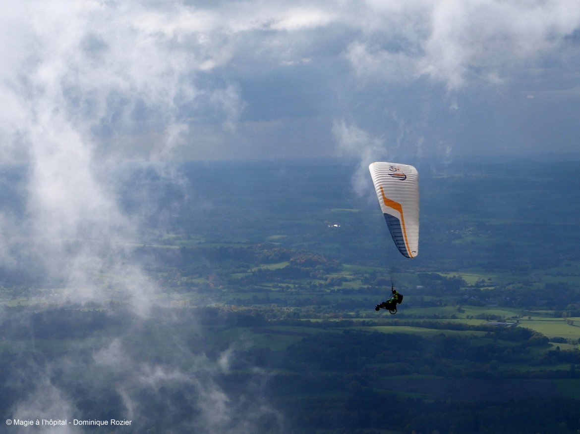 Rêve vol en parapente Vichy association Magie à l'hôpital